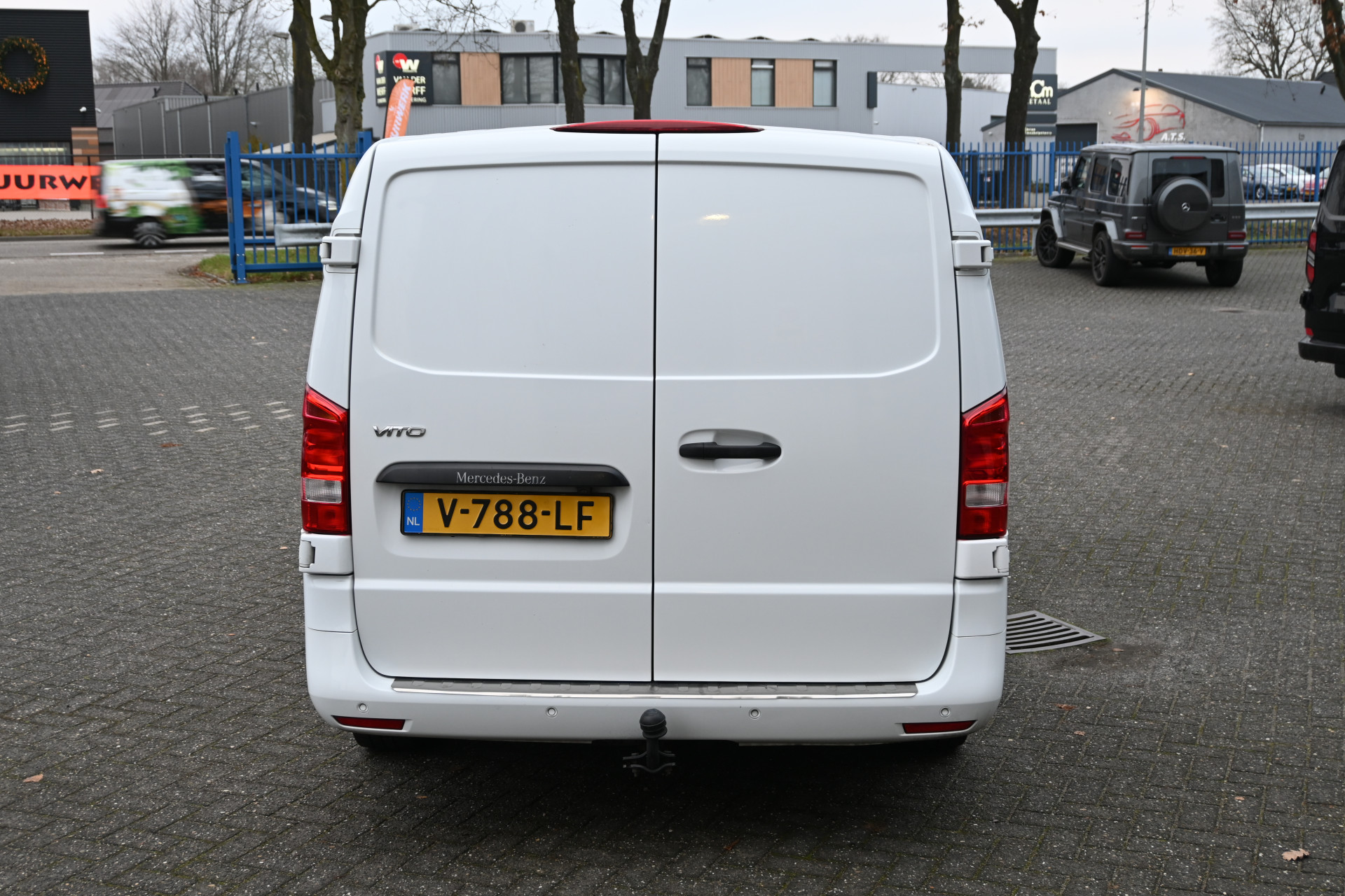 Mercedes-Benz Vito 9