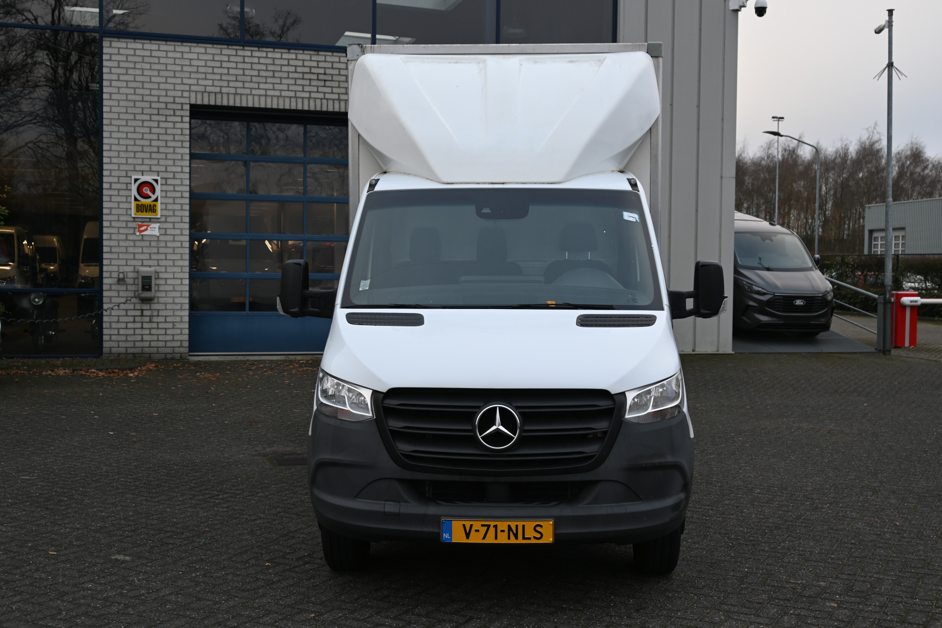 Mercedes-Benz Sprinter 1