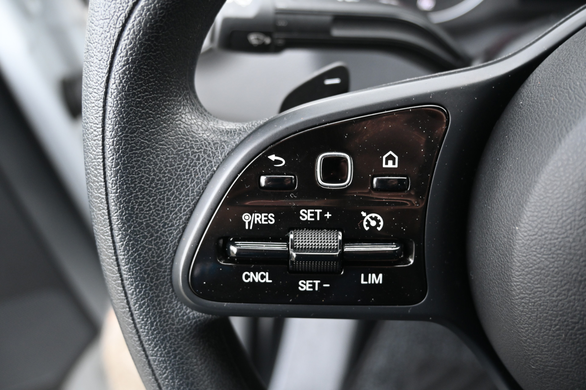 Mercedes-Benz Sprinter 13