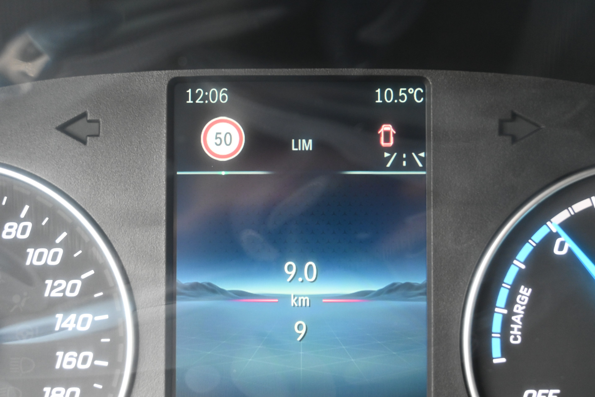 Mercedes-Benz eSprinter 14