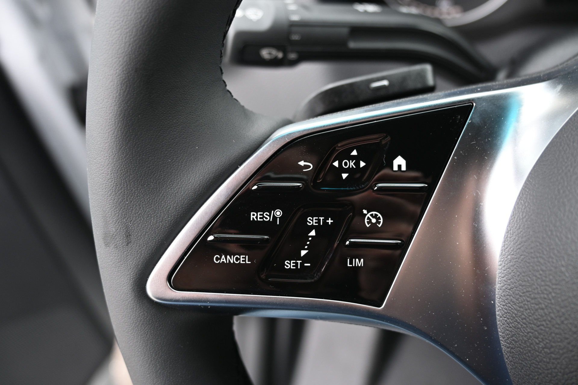 Mercedes-Benz eSprinter 12