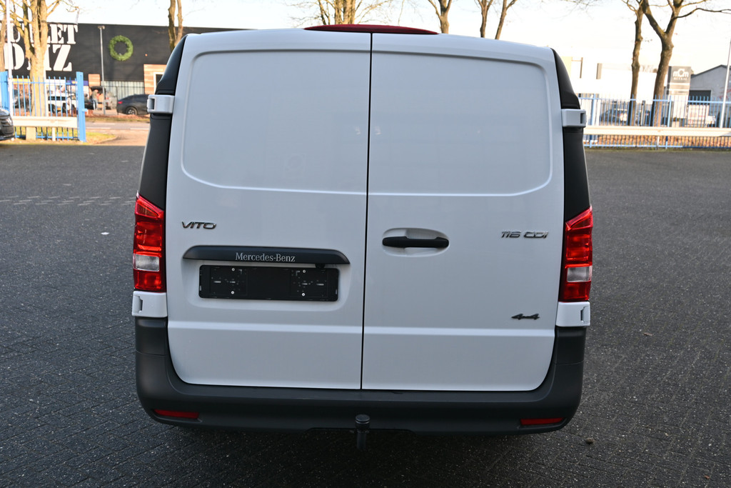 Mercedes-Benz Vito 6