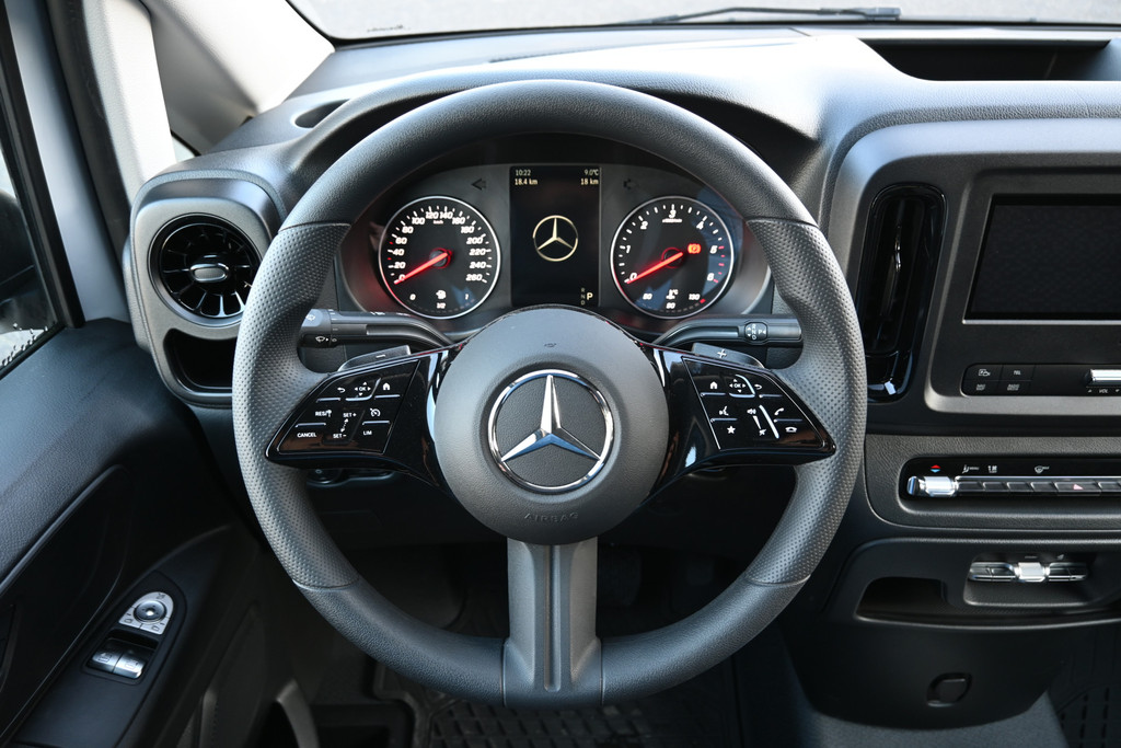 Mercedes-Benz Vito 14