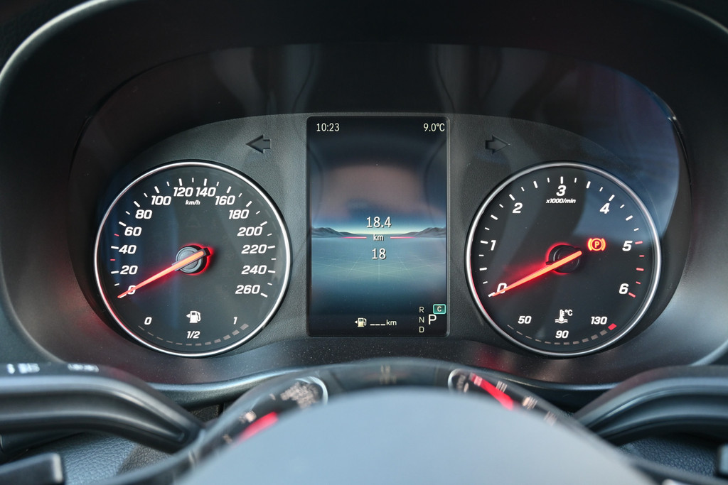 Mercedes-Benz Vito 16