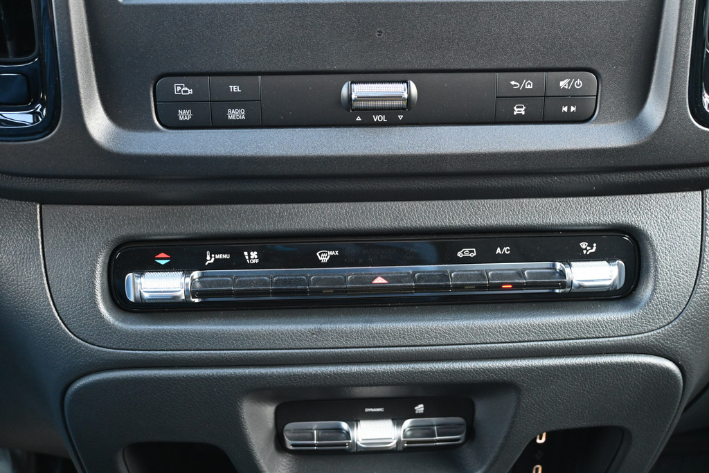 Mercedes-Benz Vito 19