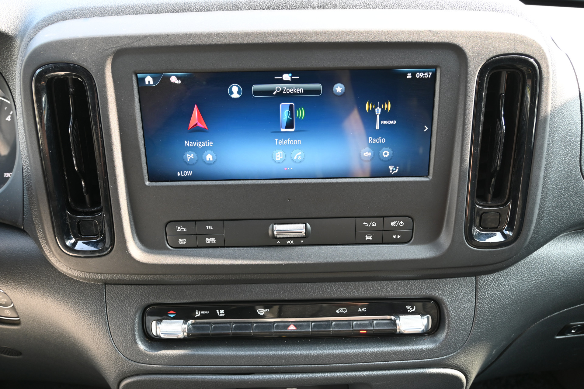 Mercedes-Benz Vito 3