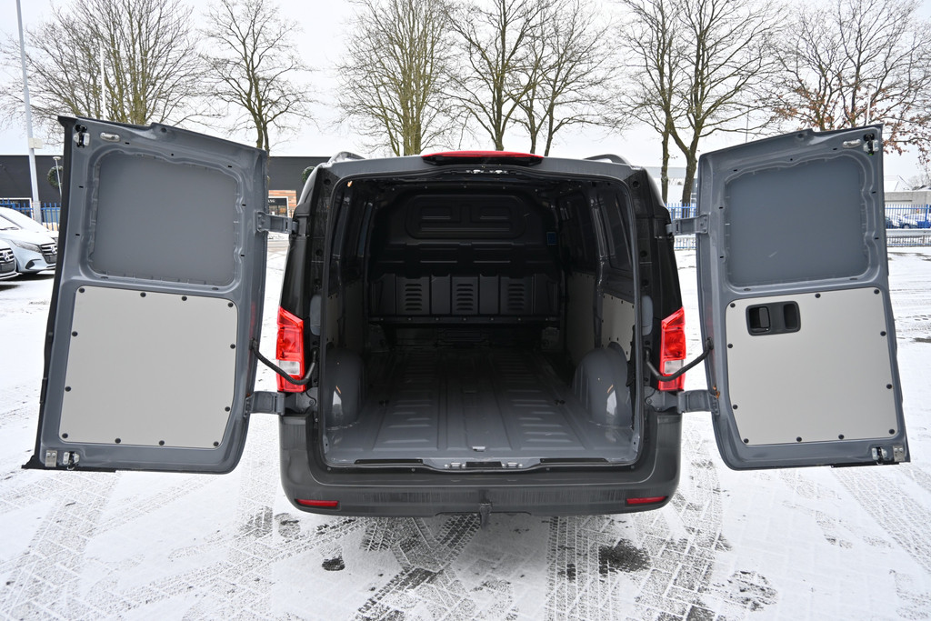 Mercedes-Benz Vito 6