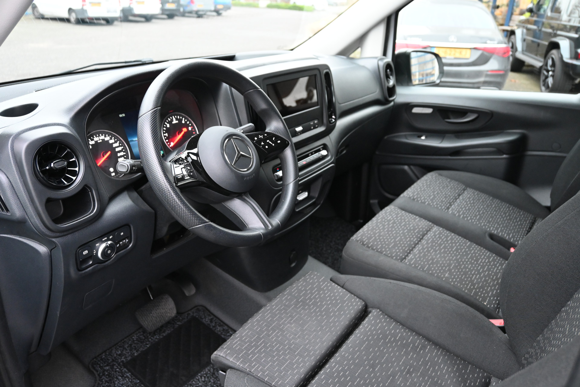 Mercedes-Benz Vito 1