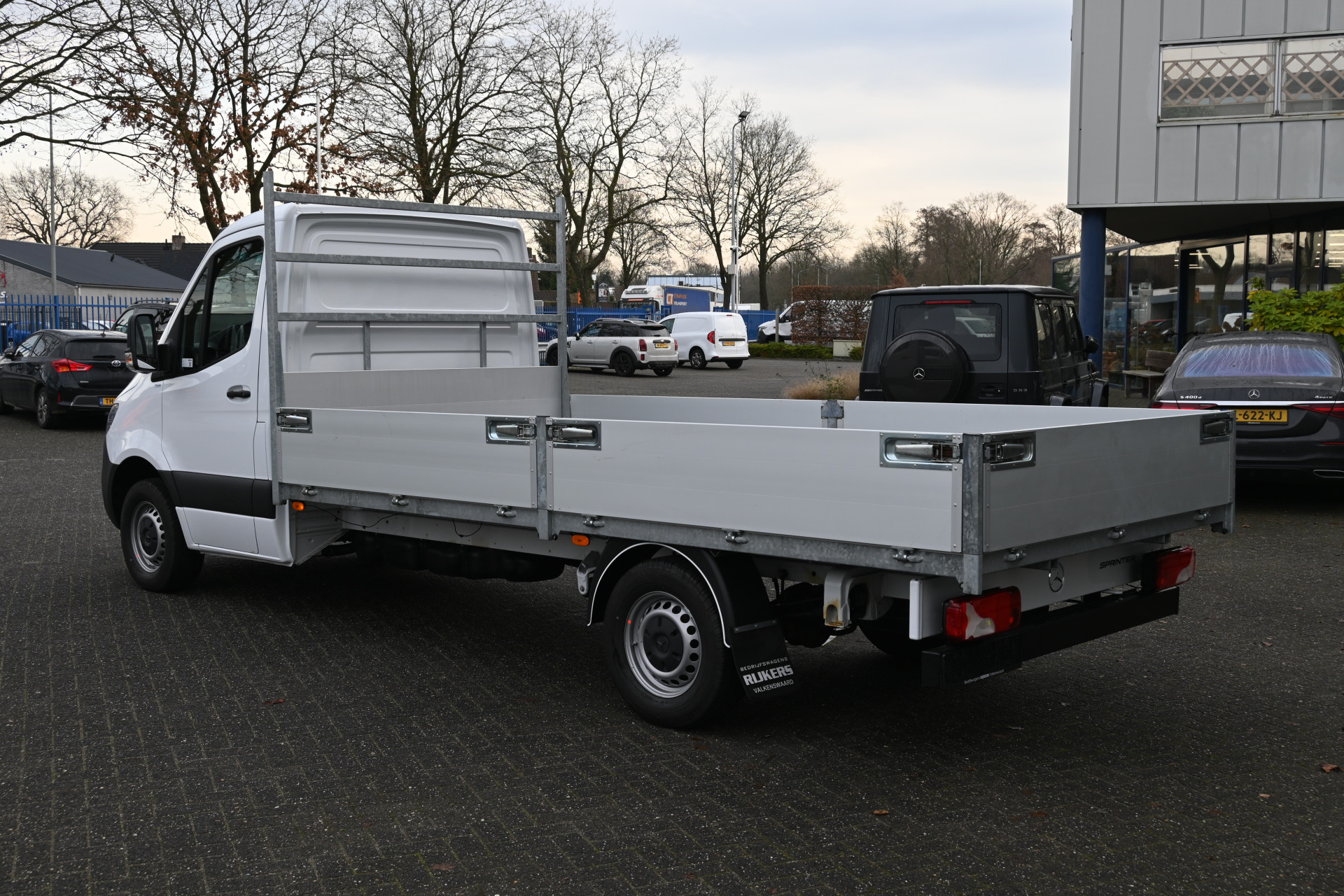 Mercedes-Benz Sprinter 8