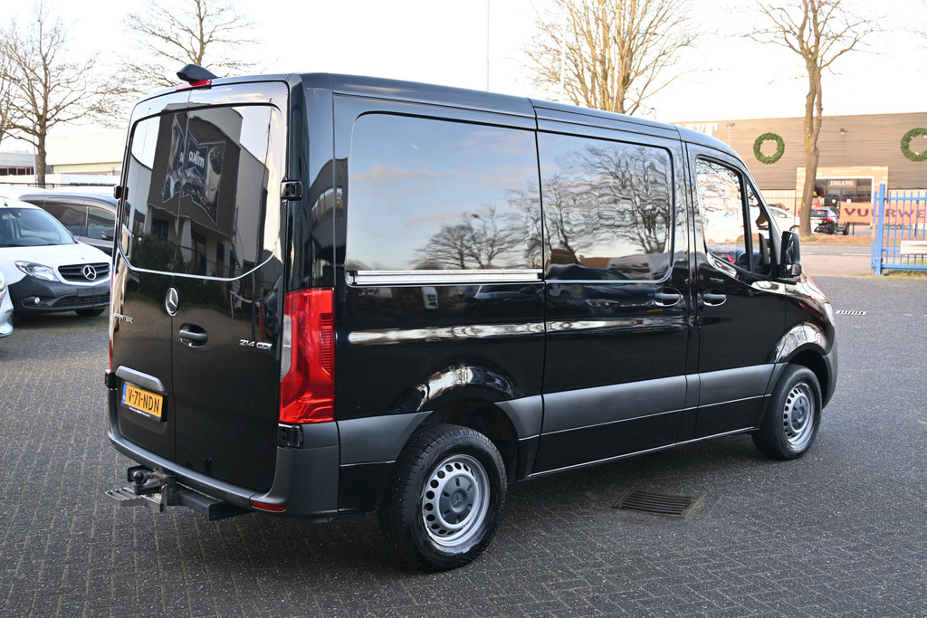 Mercedes-Benz Sprinter 2