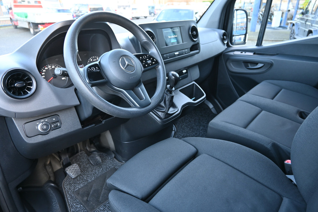 Mercedes-Benz Sprinter 3