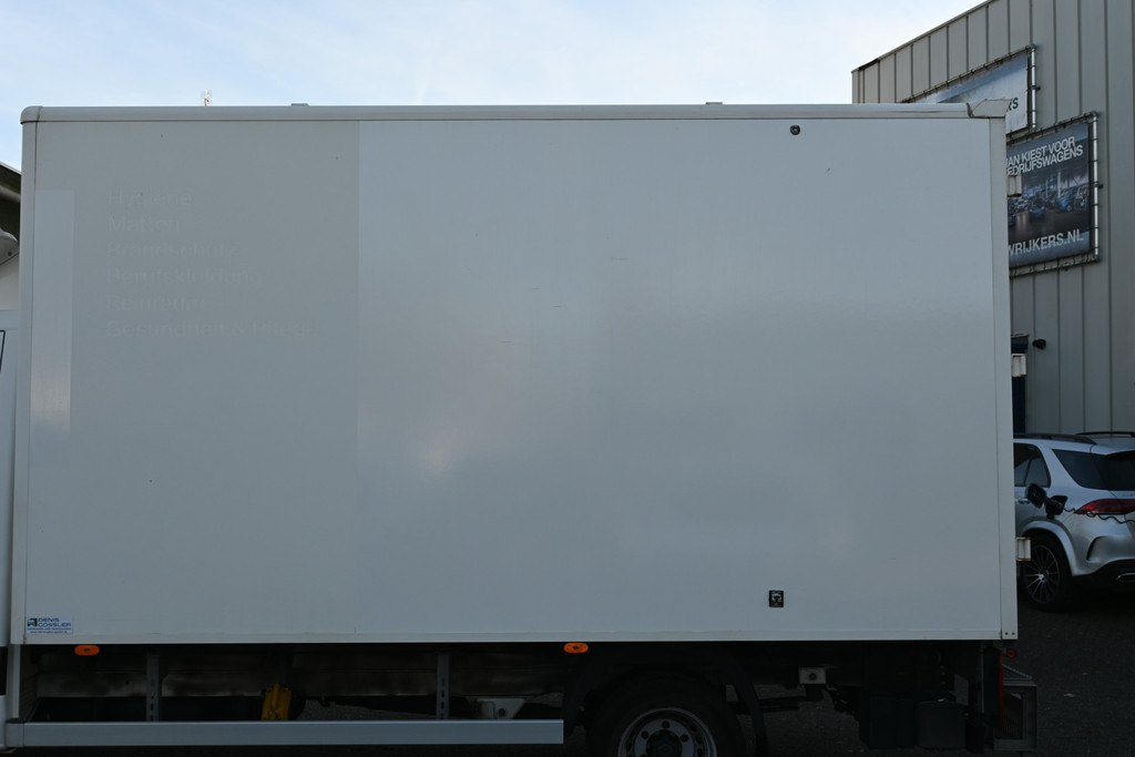 Mercedes-Benz Sprinter 1