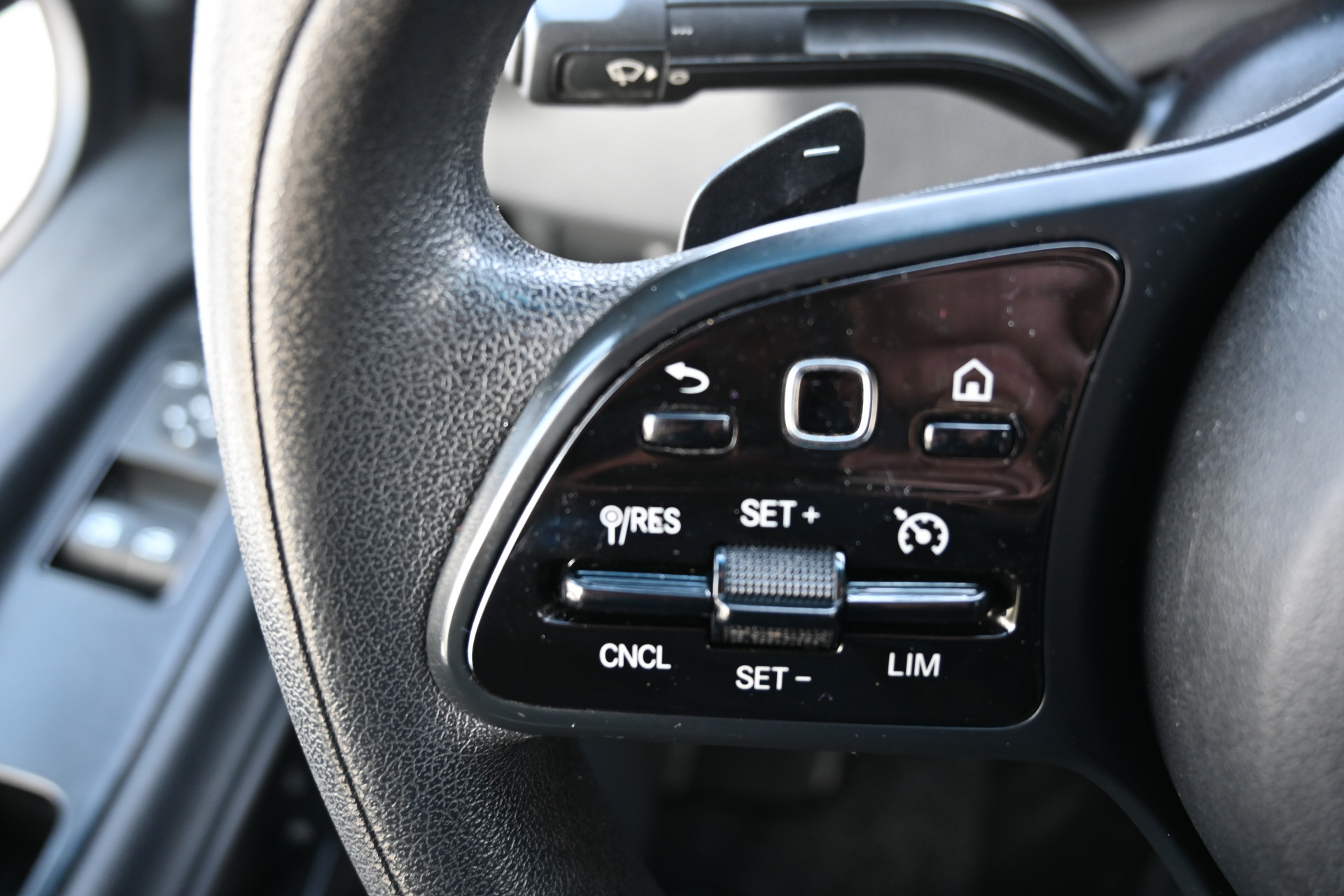 Mercedes-Benz Sprinter 12