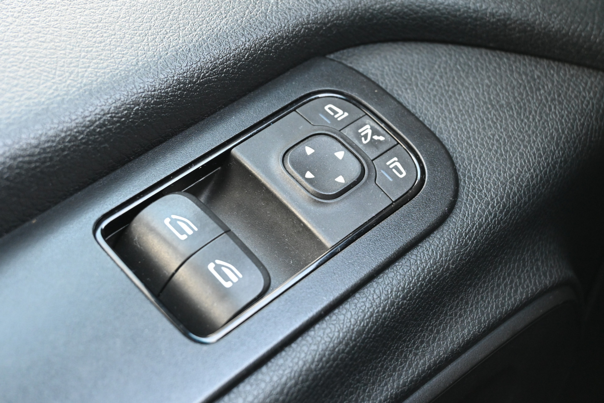 Mercedes-Benz Sprinter 13