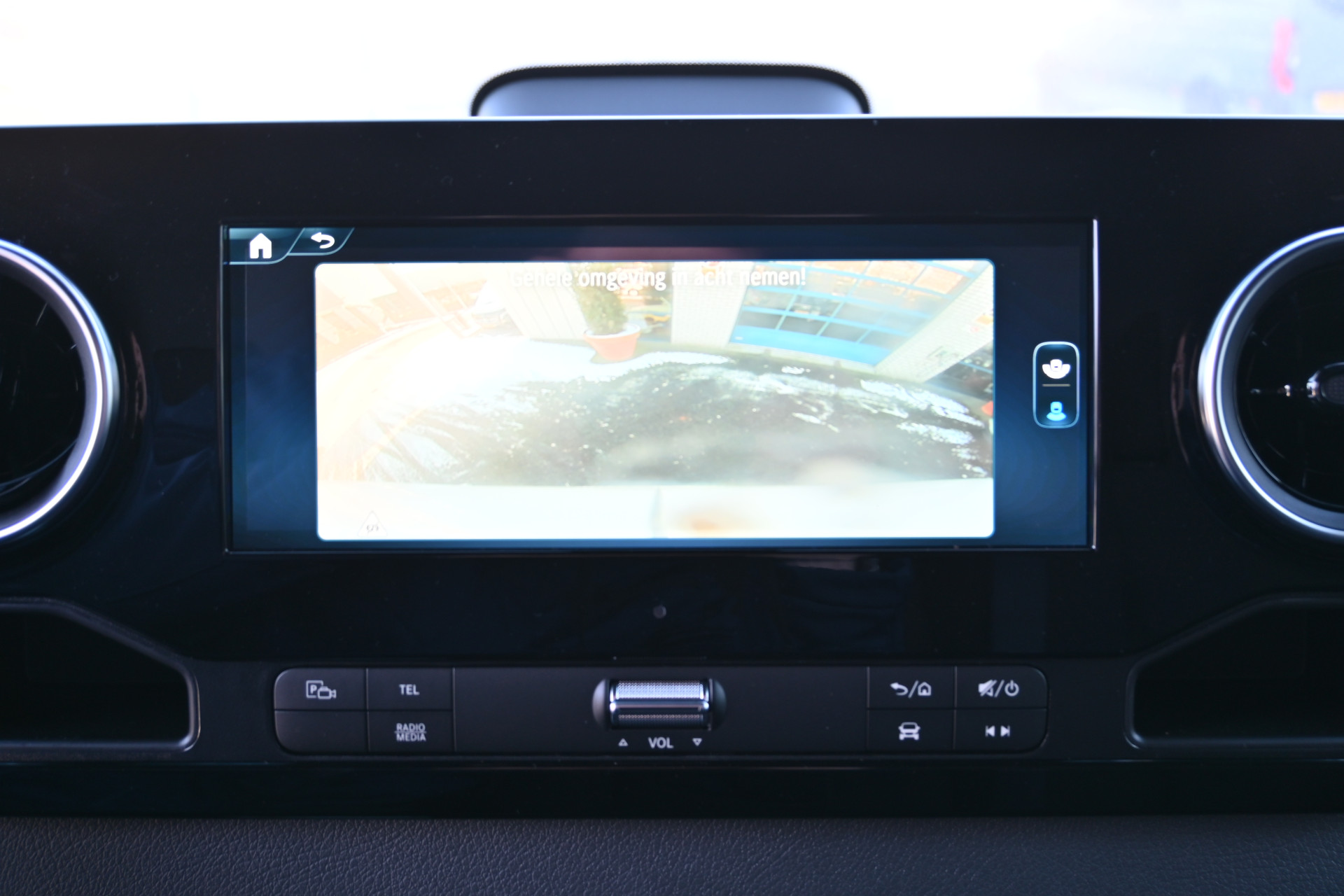 Mercedes-Benz eSprinter 5