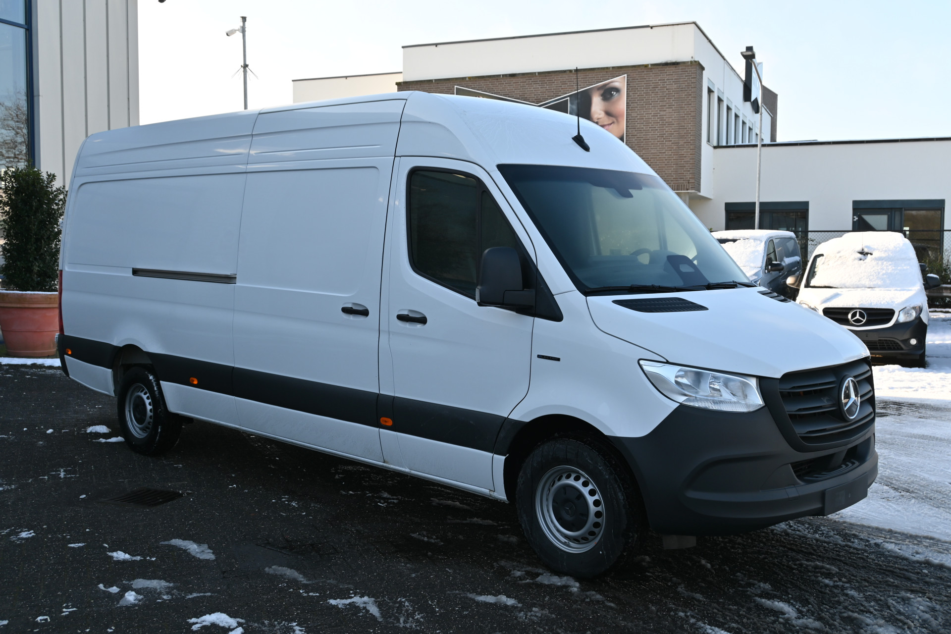 Mercedes-Benz eSprinter 7