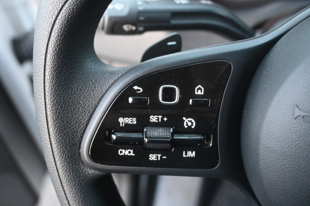 Mercedes-Benz Sprinter 13