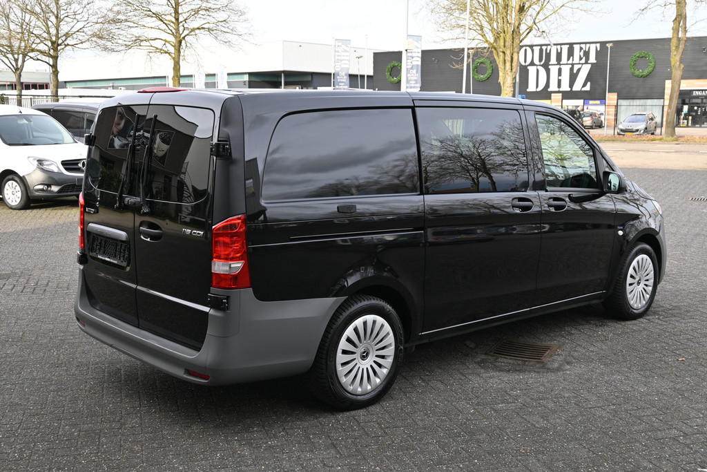 Mercedes-Benz Vito 8