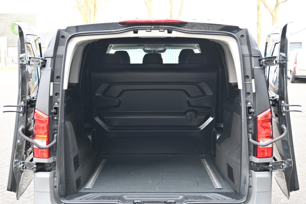 Mercedes-Benz Vito 9