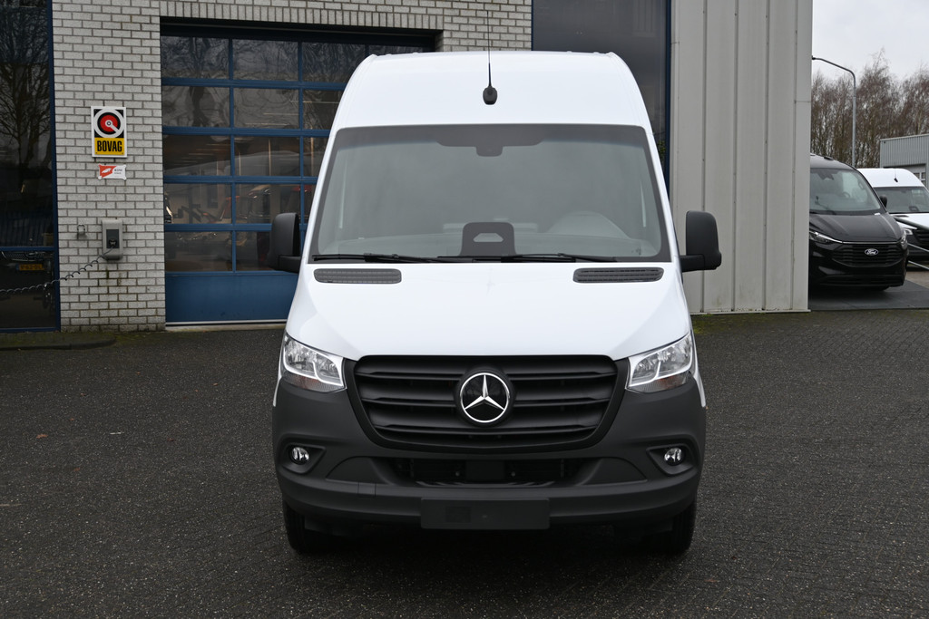 Mercedes-Benz eSprinter 1