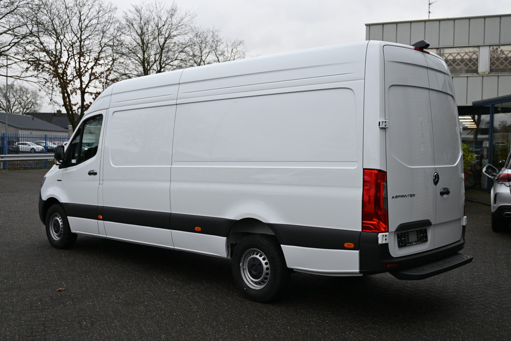 Mercedes-Benz eSprinter 6