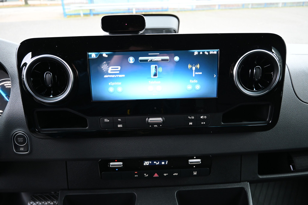 Mercedes-Benz eSprinter 9