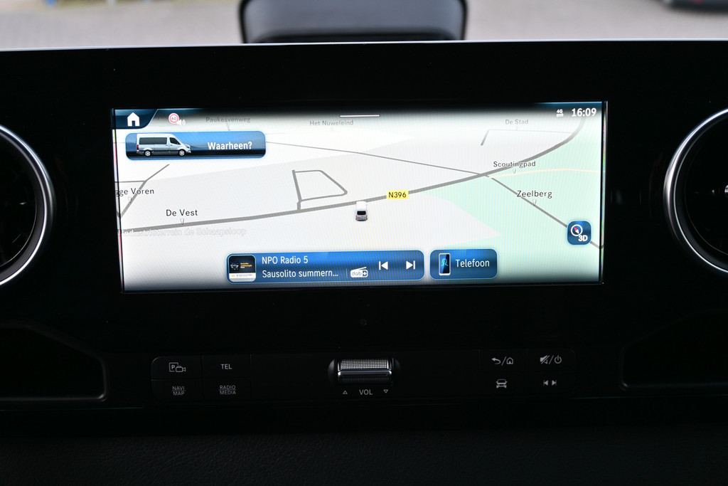 Mercedes-Benz Sprinter 18