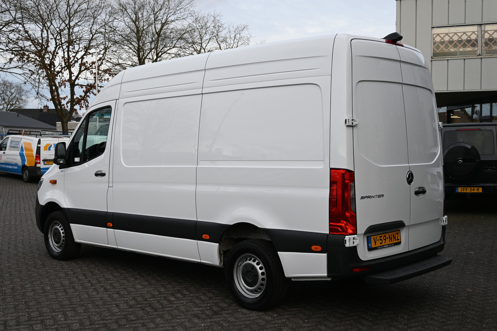 Mercedes-Benz Sprinter 7