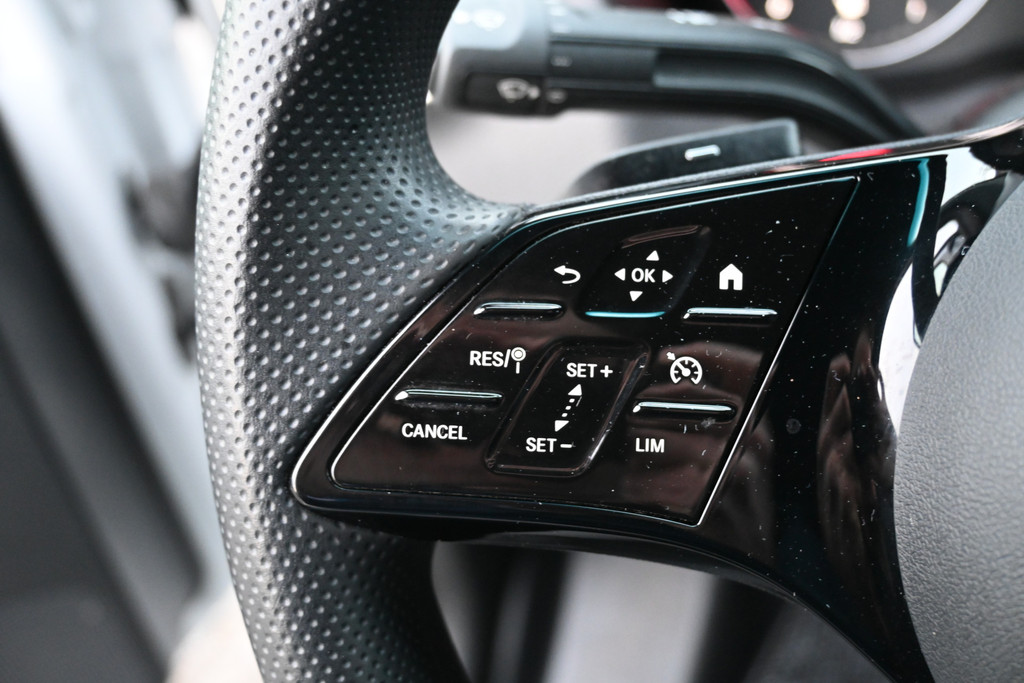 Mercedes-Benz Sprinter 12