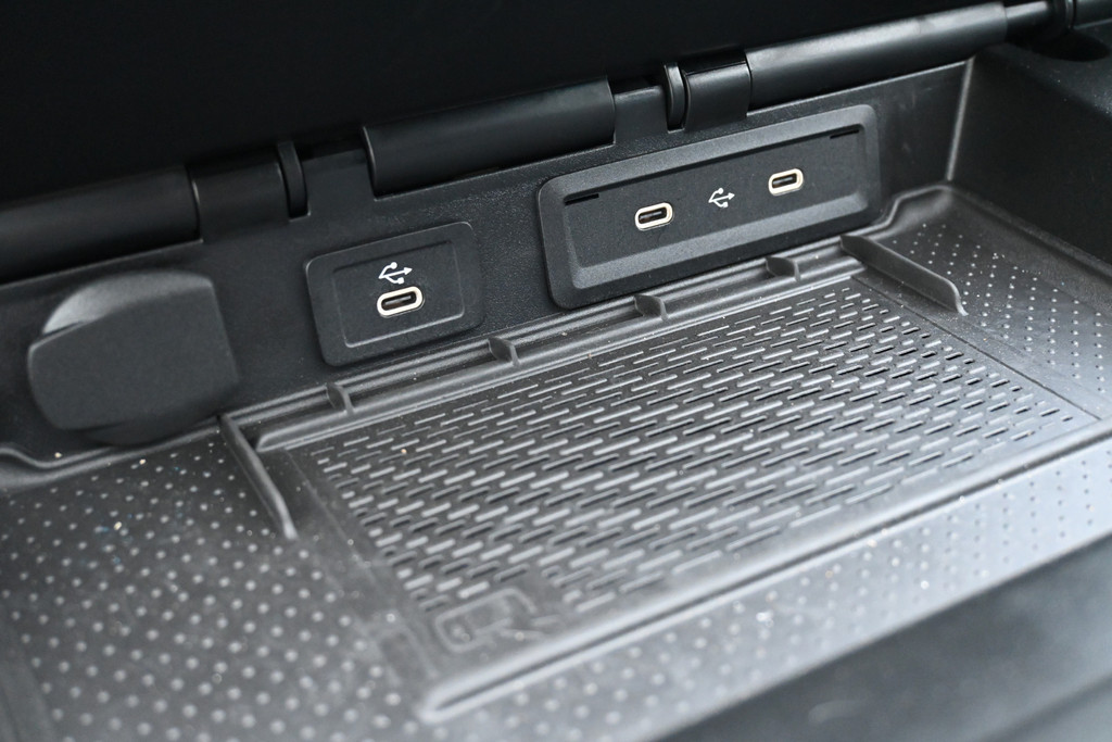 Mercedes-Benz Sprinter 17