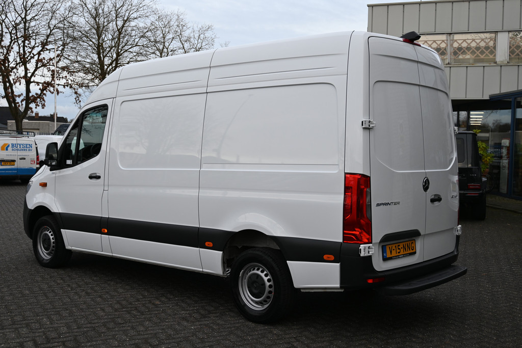 Mercedes-Benz Sprinter 6