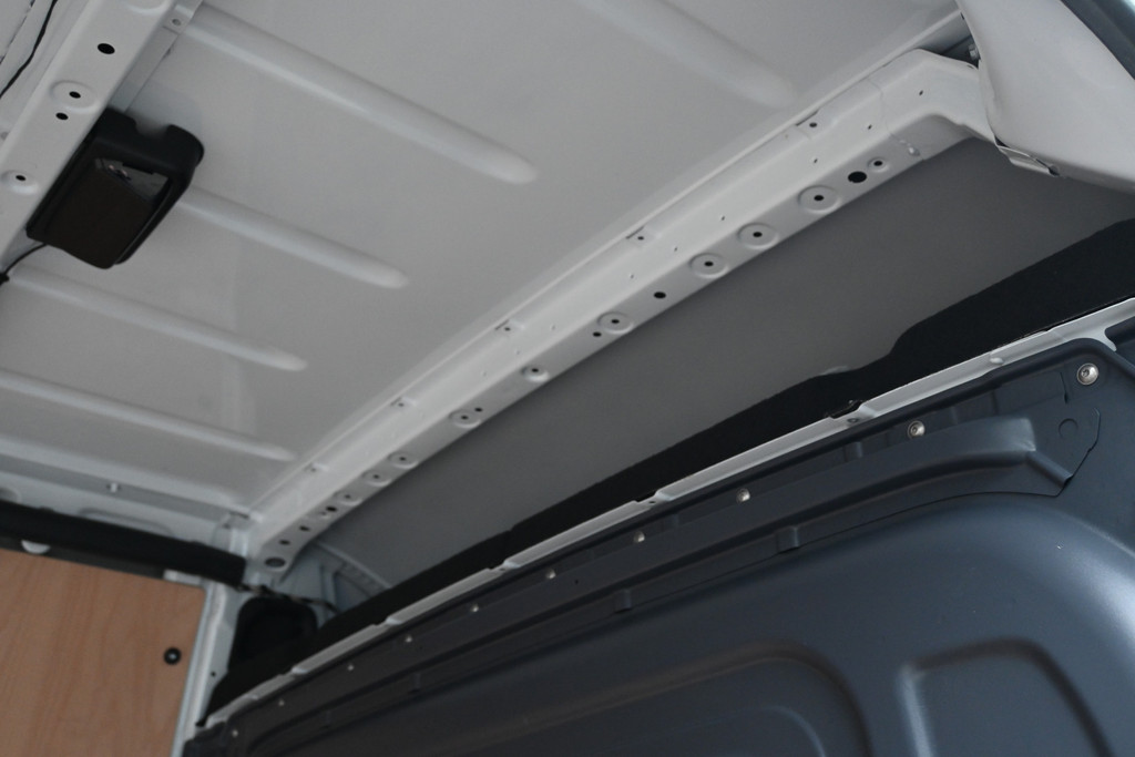 Mercedes-Benz Sprinter 8