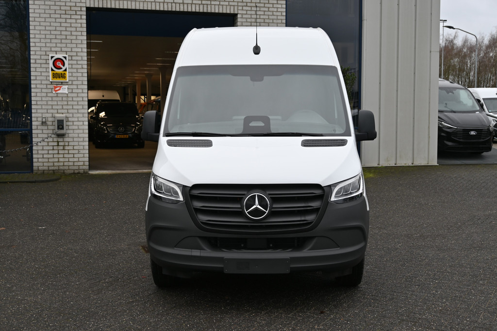 Mercedes-Benz eSprinter 1