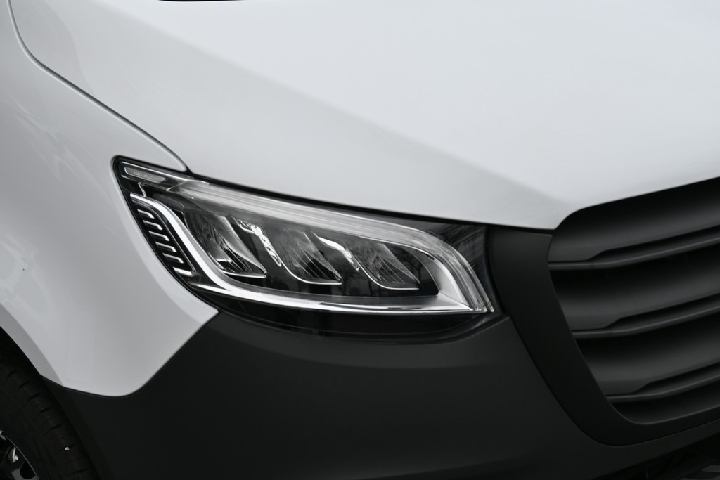 Mercedes-Benz eSprinter 3