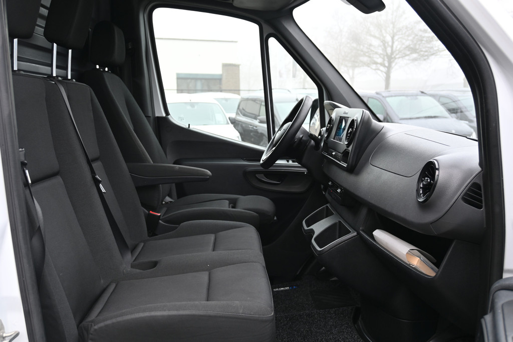 Mercedes-Benz Sprinter 6