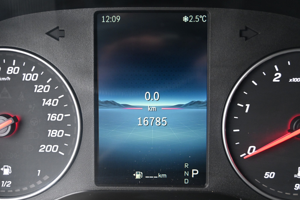 Mercedes-Benz Sprinter 20