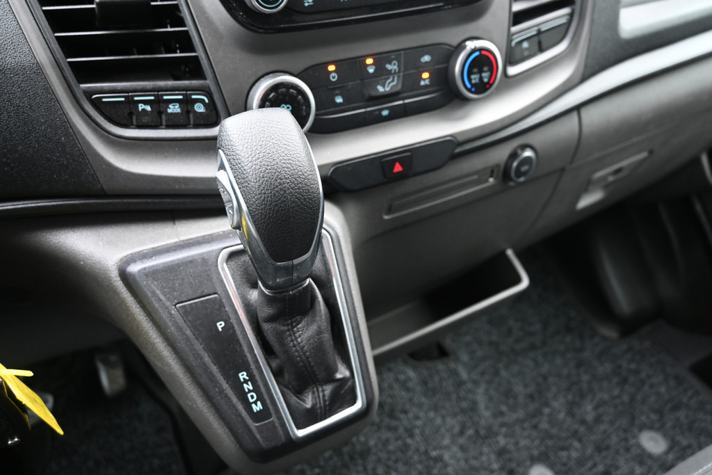 Ford Transit 14