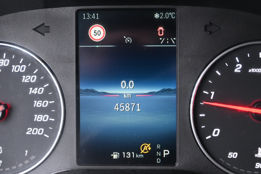 Mercedes-Benz Sprinter 17