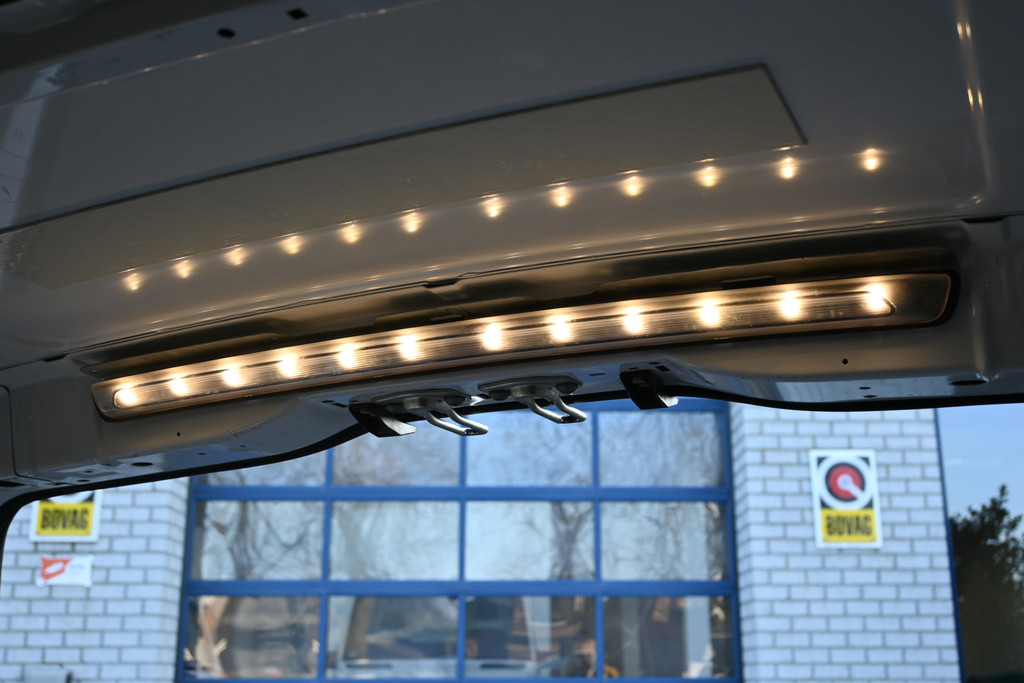 Mercedes-Benz Vito 12