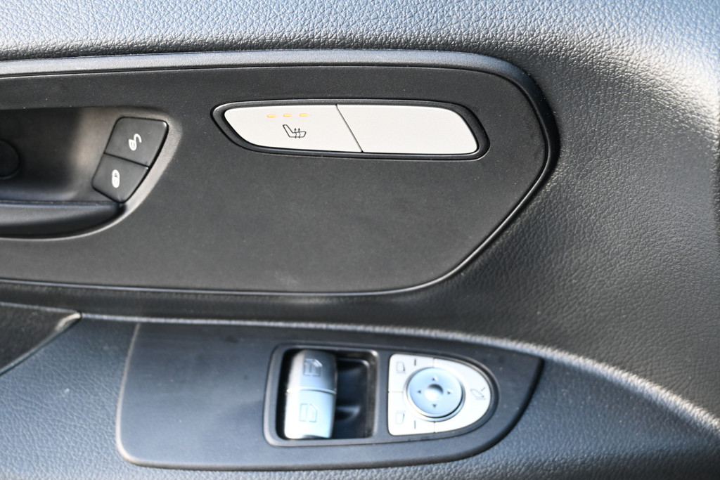 Mercedes-Benz Vito 15