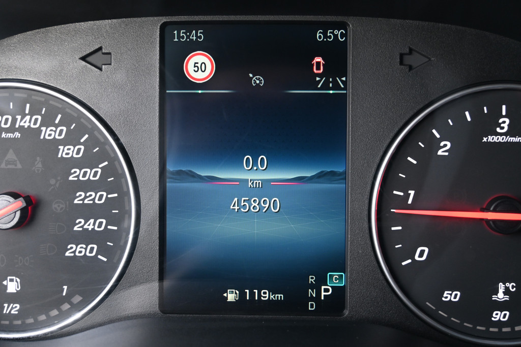 Mercedes-Benz Vito 16