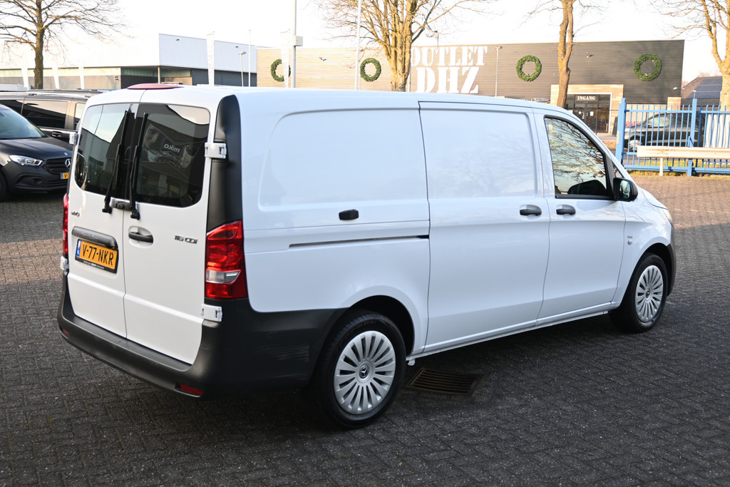 Mercedes-Benz Vito 2