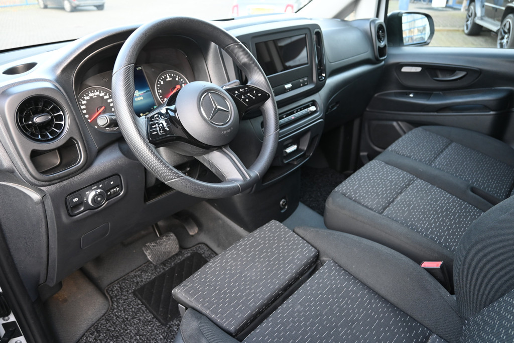 Mercedes-Benz Vito 3