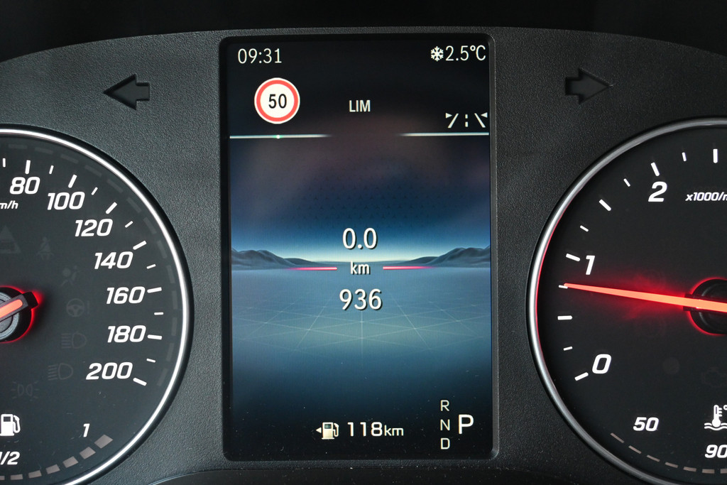 Mercedes-Benz Sprinter 20