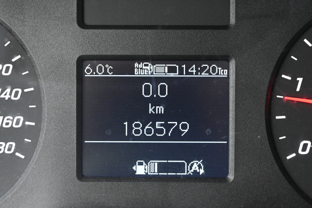 Mercedes-Benz Sprinter 15