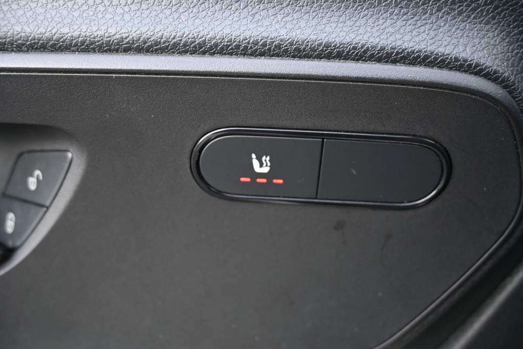 Mercedes-Benz Sprinter 8