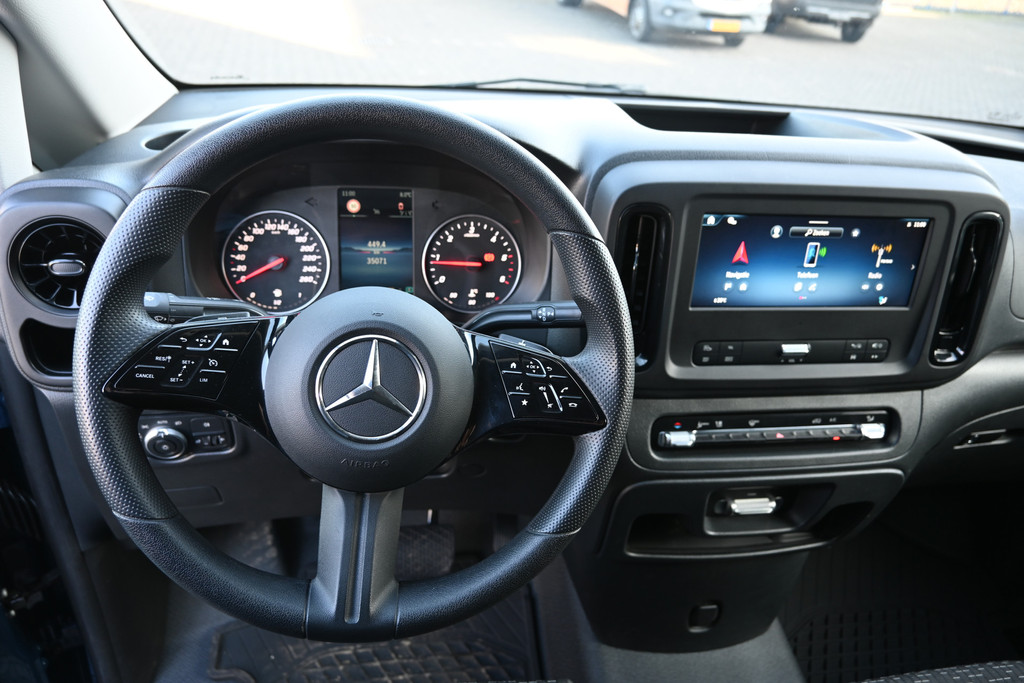 Mercedes-Benz Vito 15