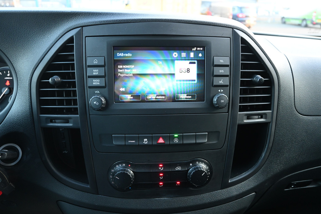 Mercedes-Benz Vito 15