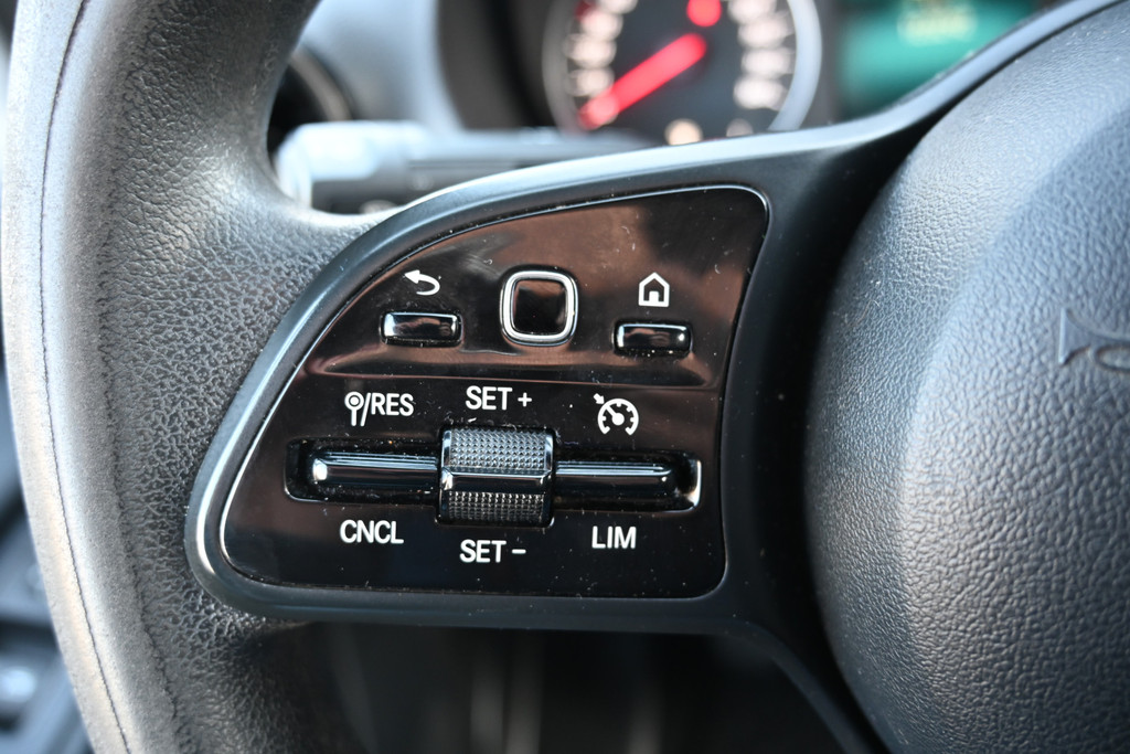 Mercedes-Benz Sprinter 21