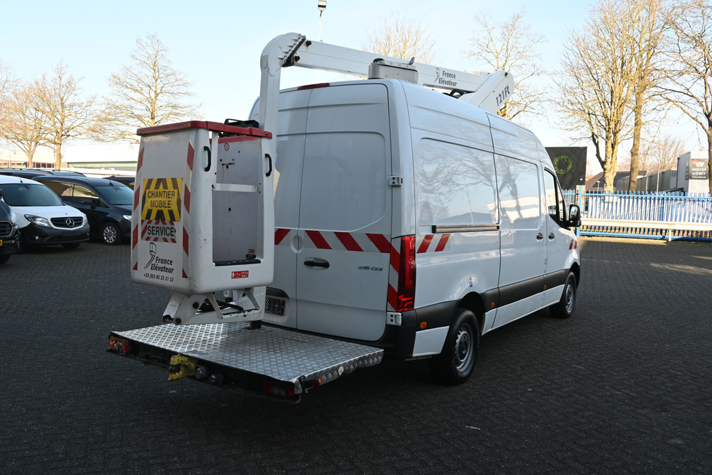 Mercedes-Benz Sprinter 3